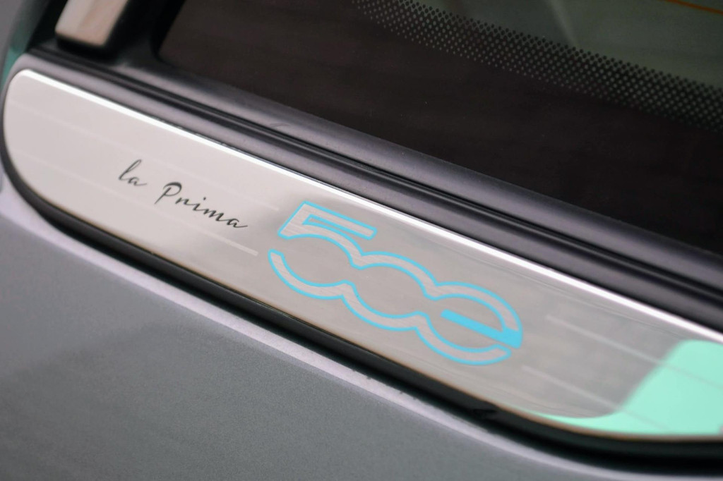 Fiat 500C (N893XD) met abonnement