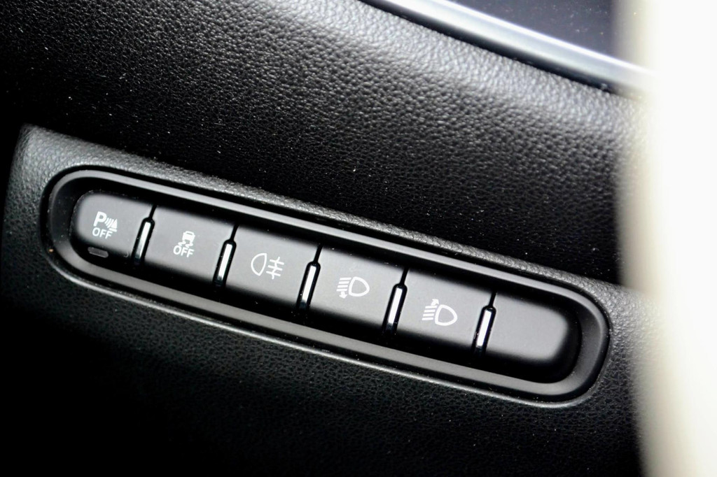 Fiat 500C (N893XD) met abonnement