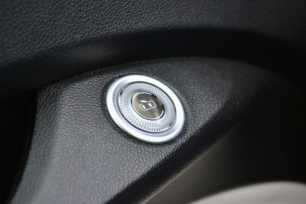 Fiat 500C (N893XD) met abonnement