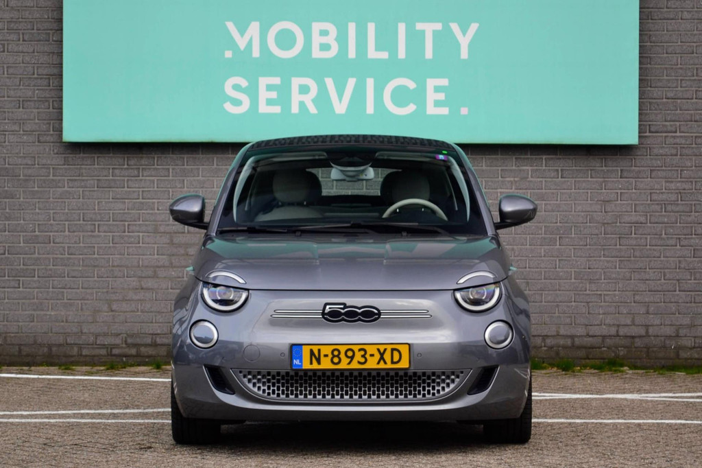 Fiat 500C (N893XD) met abonnement