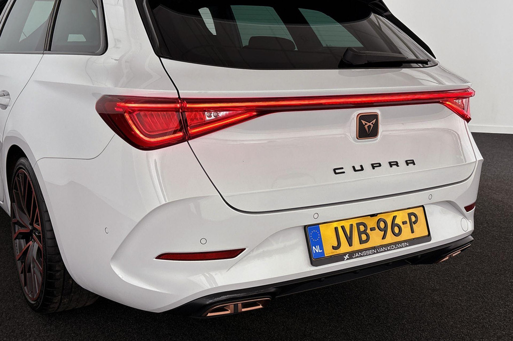 CUPRA Leon Sportstourer (JVB96P) met abonnement