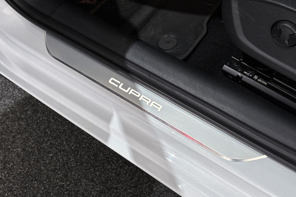 CUPRA Leon Sportstourer (JVB96P) met abonnement