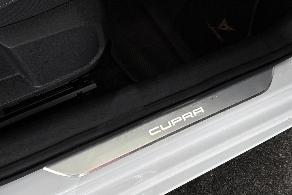 CUPRA Leon Sportstourer (JVB96P) met abonnement