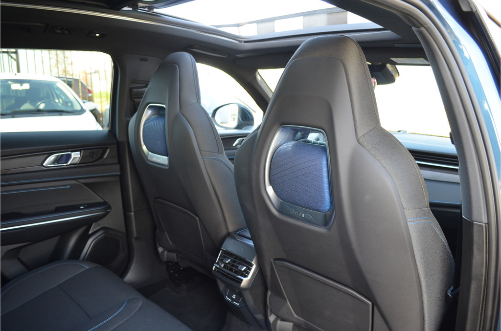 Lynk & Co 01 (S790ZZ) met abonnement