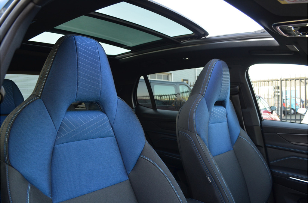 Lynk & Co 01 (S790ZZ) met abonnement