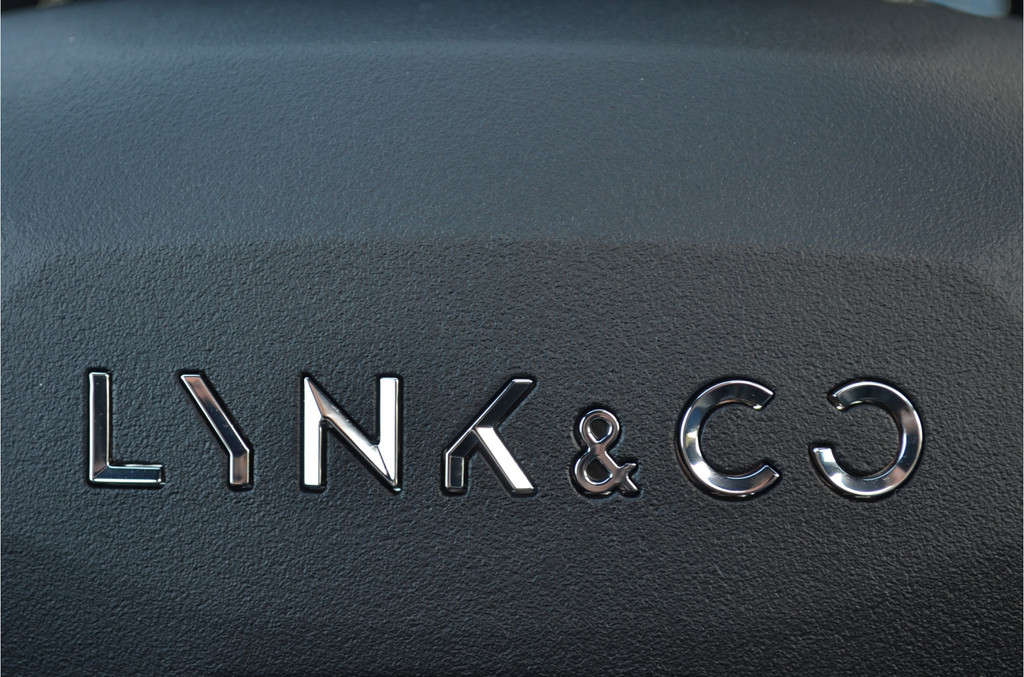 Lynk & Co 01 (S790ZZ) met abonnement