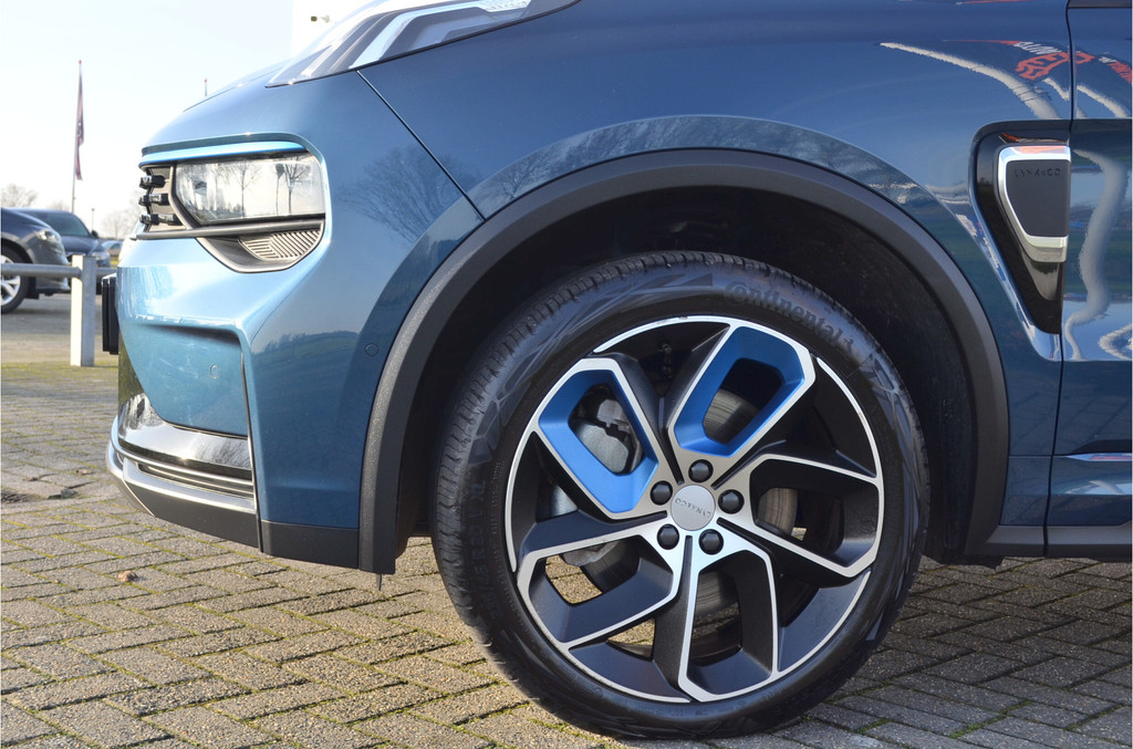 Lynk & Co 01 (S790ZZ) met abonnement