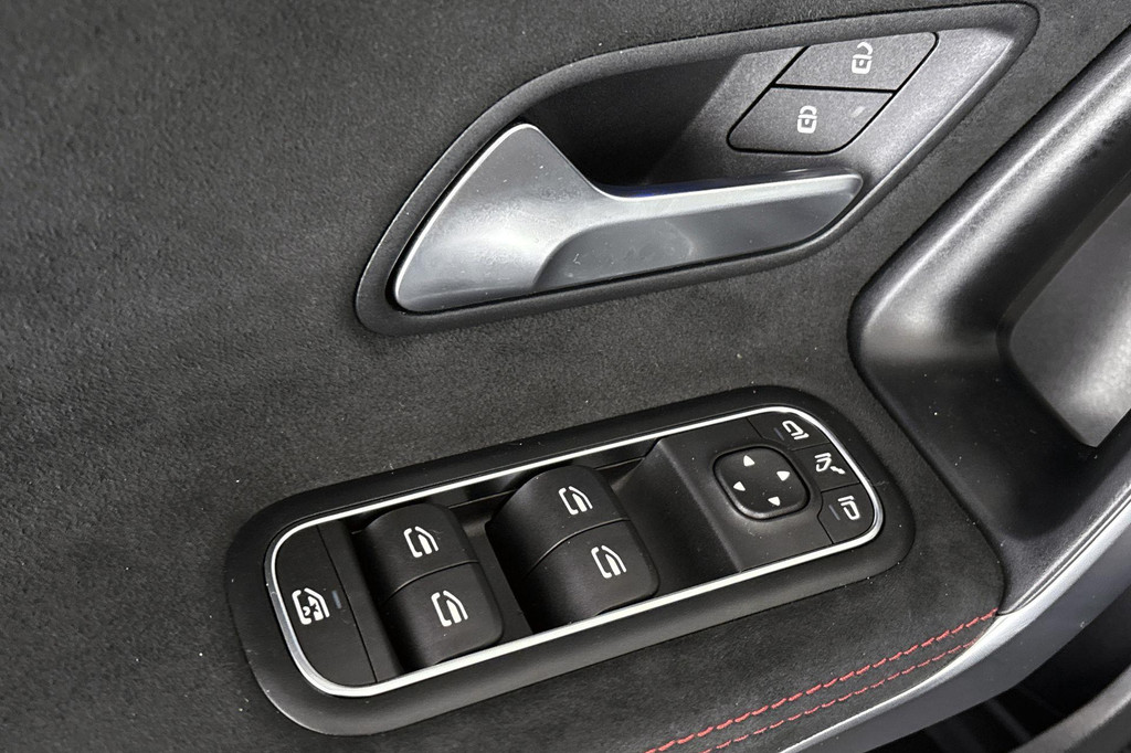 Mercedes-Benz A-Klasse (K264JH) met abonnement