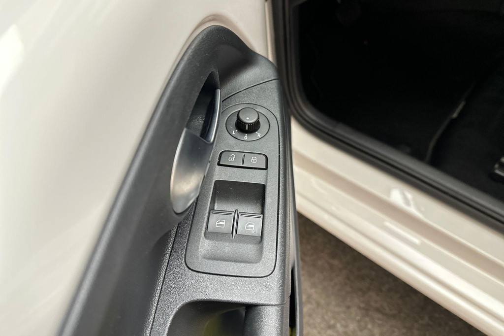 Seat Mii (K960FG) met abonnement