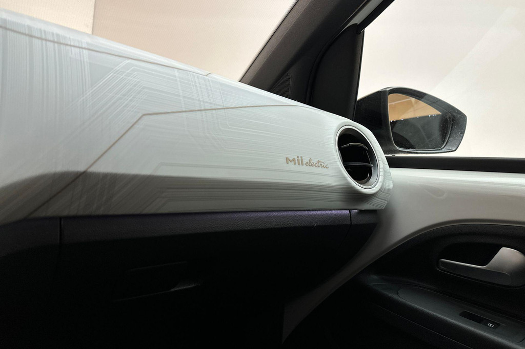 Seat Mii (K960FG) met abonnement