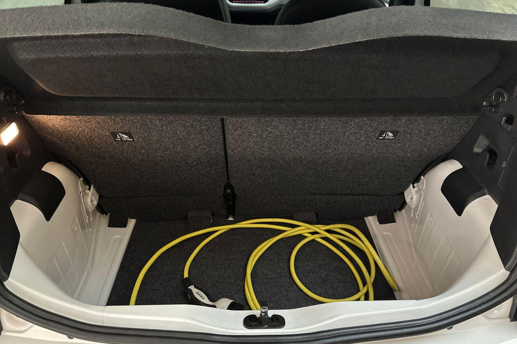 Seat Mii (K960FG) met abonnement