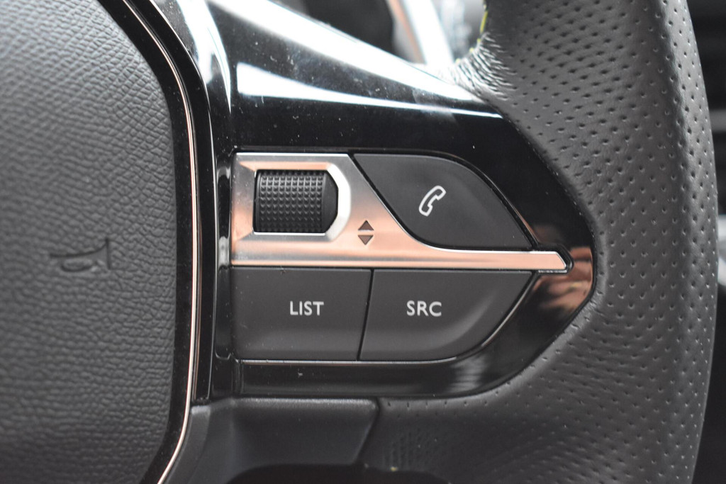 Peugeot 2008 (JVD76S) met abonnement