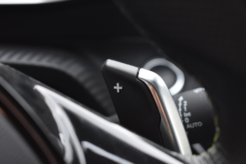 Peugeot 2008 (JVD76S) met abonnement