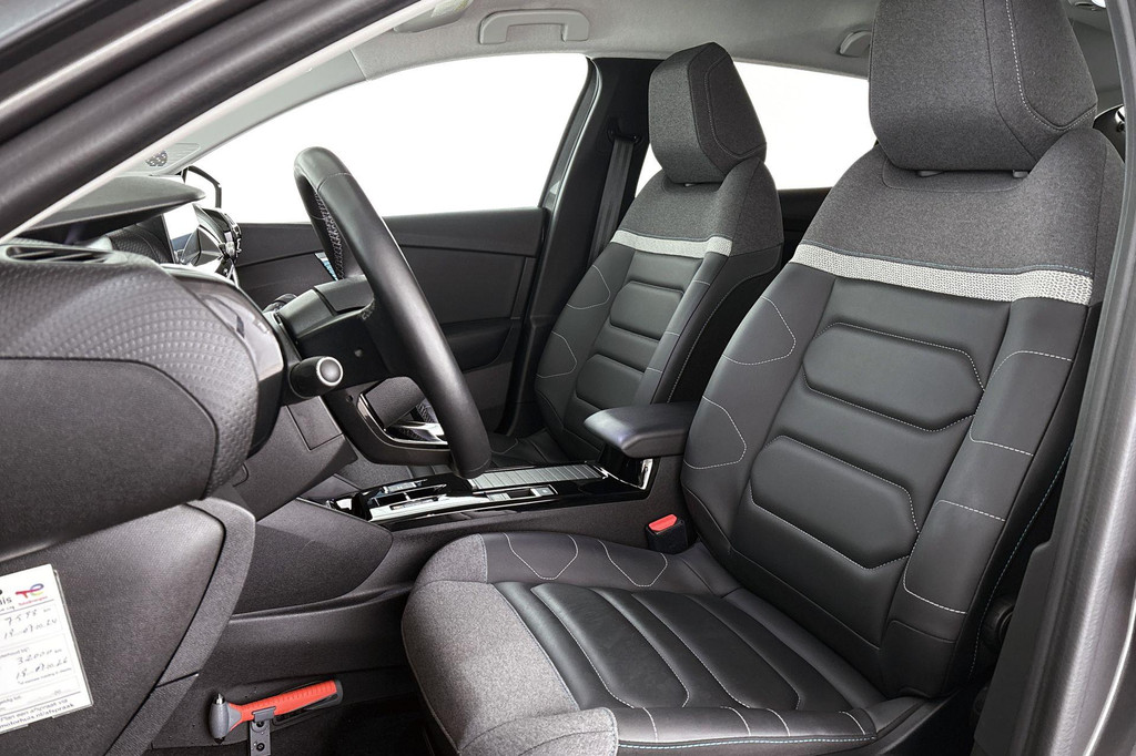 Citroën Ë-C4 (T479NL) met abonnement