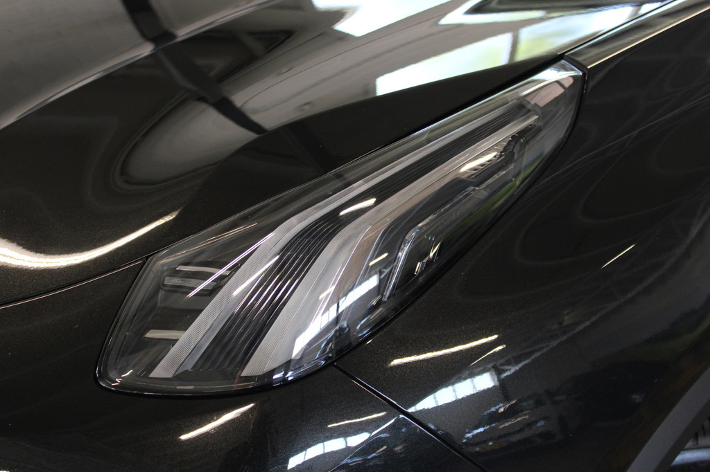 Lynk & Co 01 (Z601DK) met abonnement