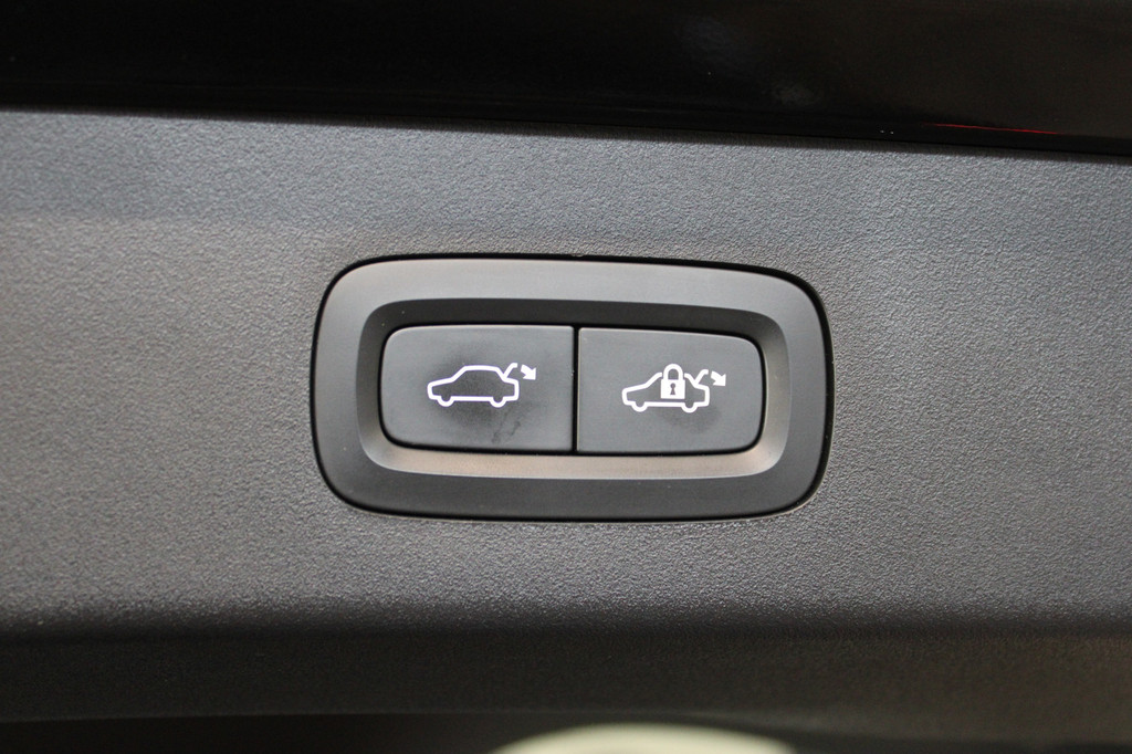 Lynk & Co 01 (Z601DK) met abonnement