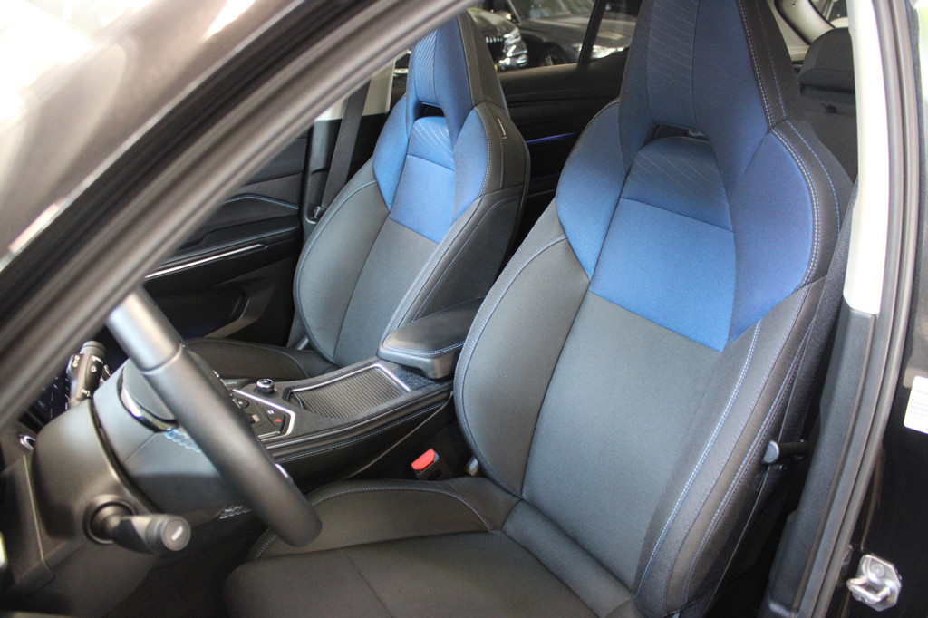 Lynk & Co 01 (Z601DK) met abonnement