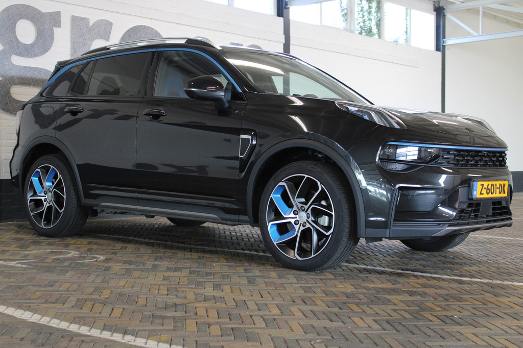 Lynk & Co 01 (Z601DK) met abonnement