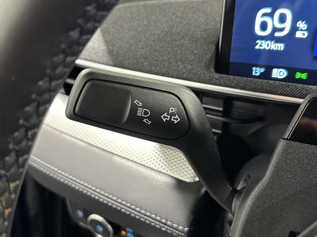 Ford Mustang Mach-E (R990ZR) met abonnement