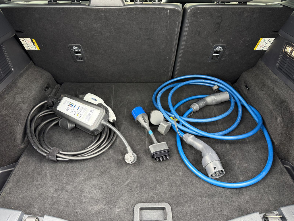 Ford Mustang Mach-E (R990ZR) met abonnement