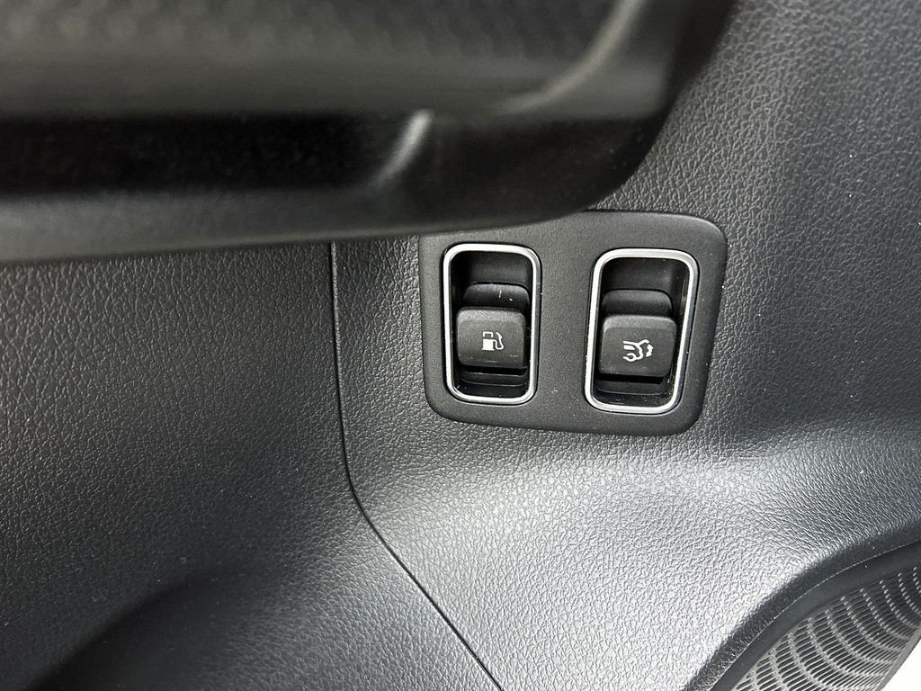 Mercedes-Benz GLA (JVB08X) met abonnement