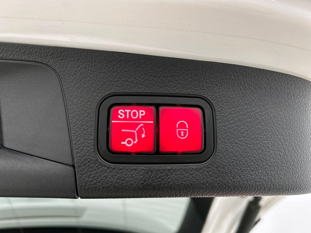 Mercedes-Benz GLA (JVB08X) met abonnement