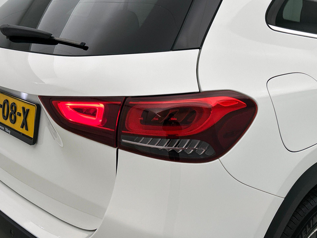 Mercedes-Benz GLA (JVB08X) met abonnement