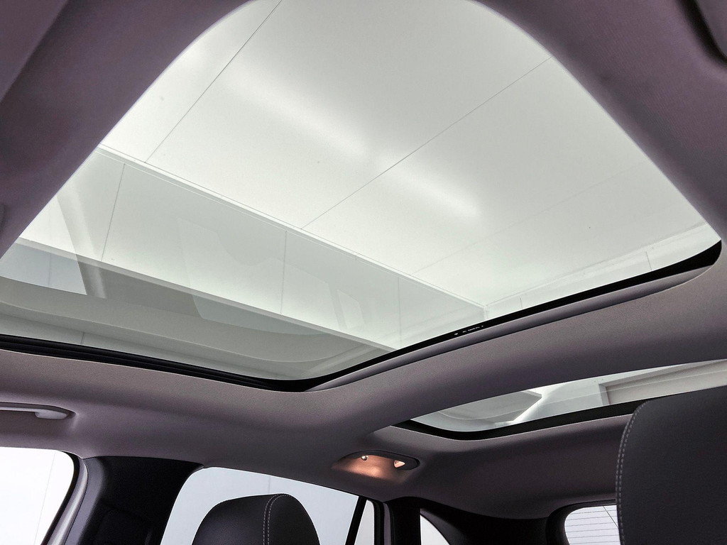 Mercedes-Benz GLA (JVB08X) met abonnement