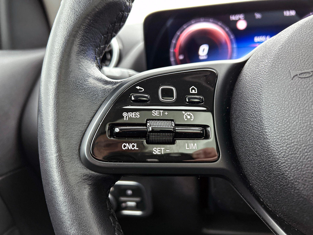 Mercedes-Benz GLA (JVB08X) met abonnement