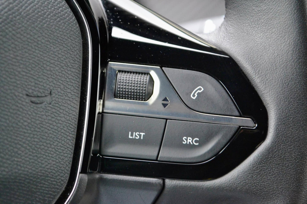 Peugeot 2008 (S623KX) met abonnement