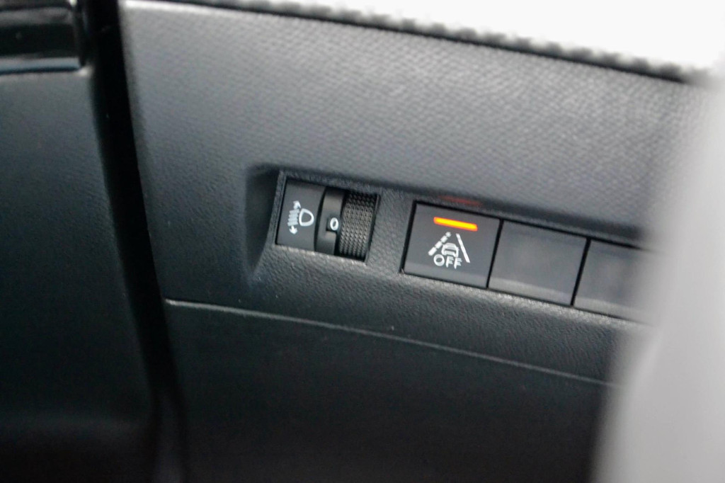 Peugeot 2008 (S623KX) met abonnement