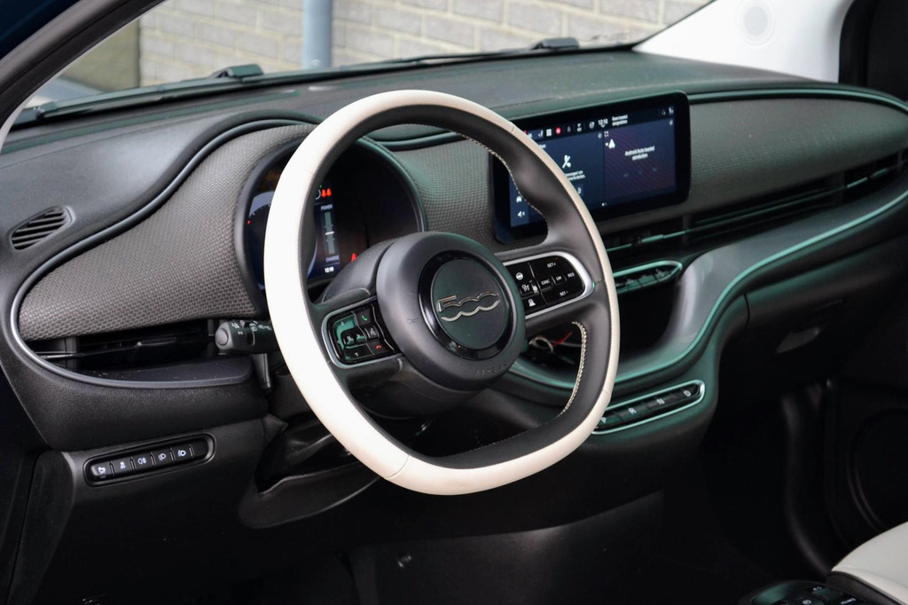 Fiat 500C (L814XH) met abonnement