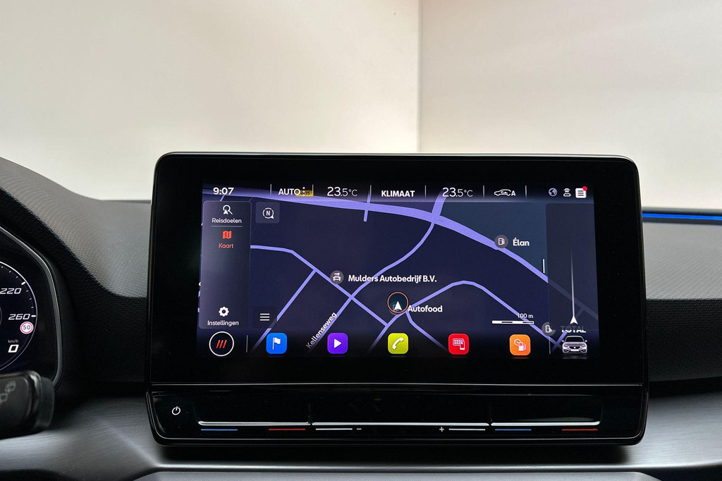 Seat Leon (JVH77J) met abonnement