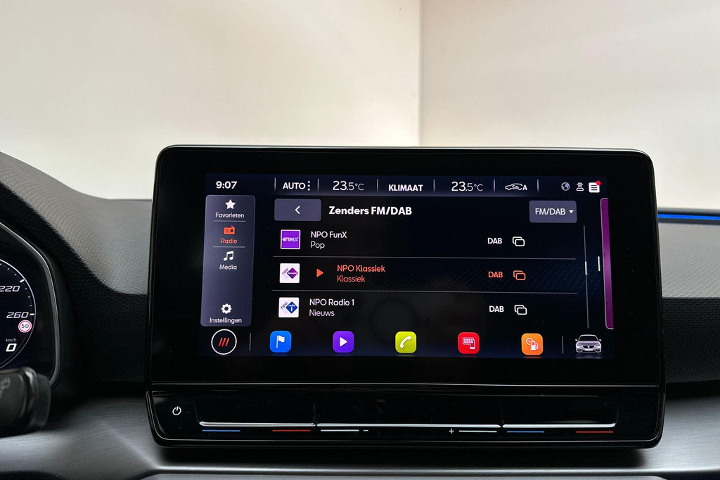 Seat Leon (JVH77J) met abonnement