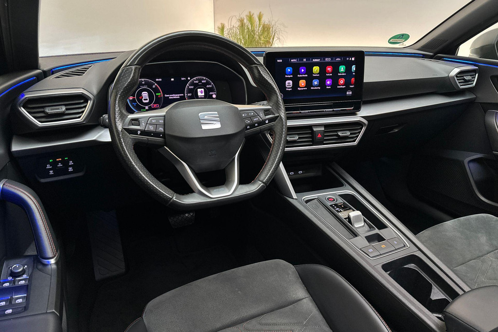 Seat Leon (JVH77J) met abonnement