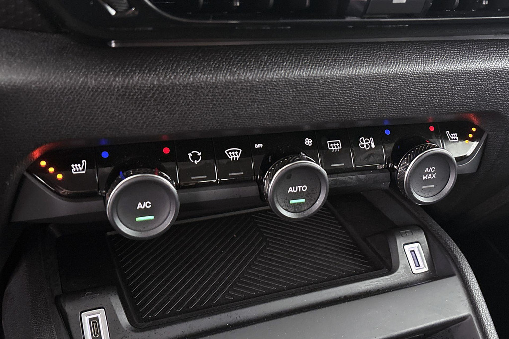 Citroën Ë-C4 (S571TB) met abonnement