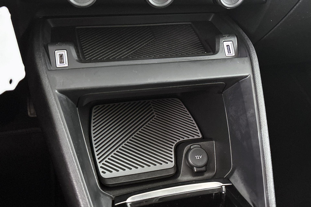 Citroën Ë-C4 (X306ZV) met abonnement