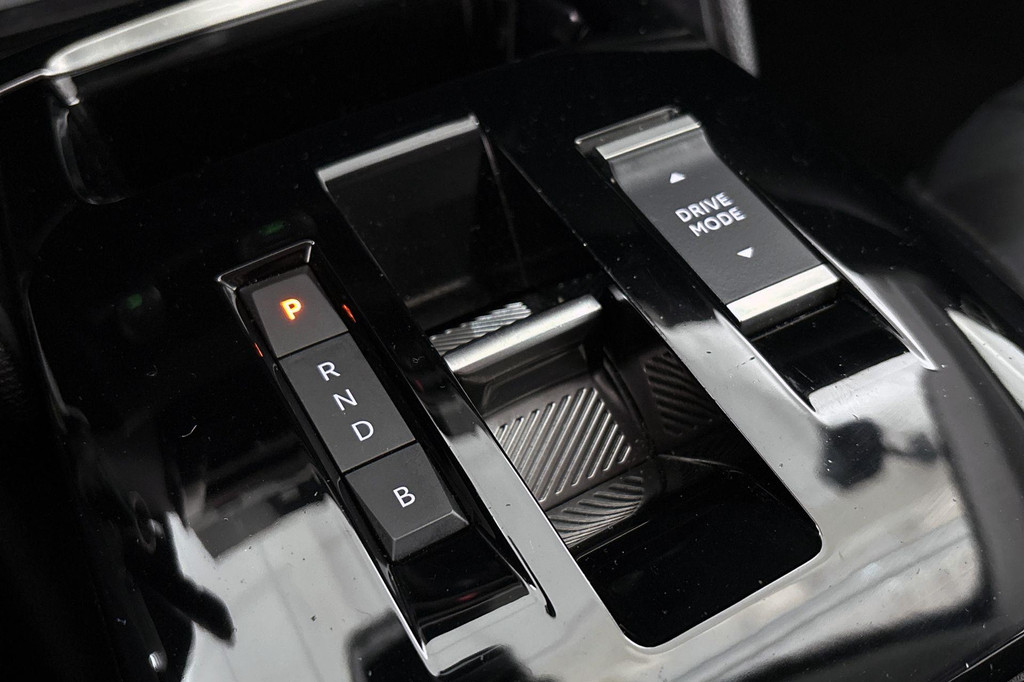 Citroën Ë-C4 (X306ZV) met abonnement