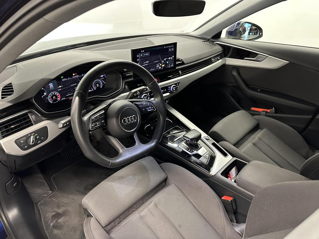 Audi A4 (H512GJ) met abonnement