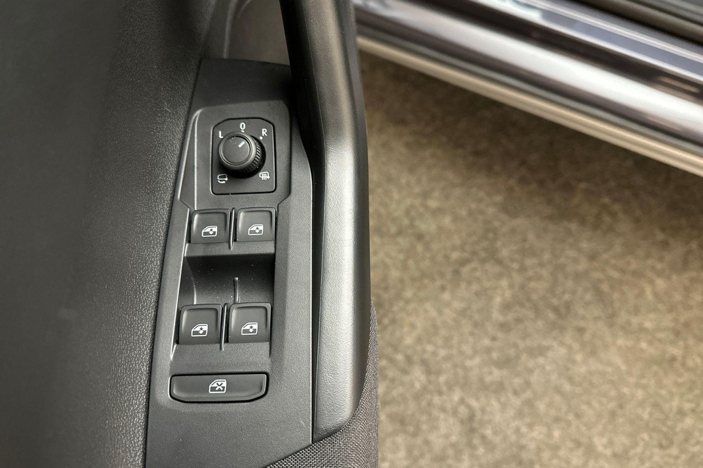 Volkswagen Taigo (JSJ84R) met abonnement