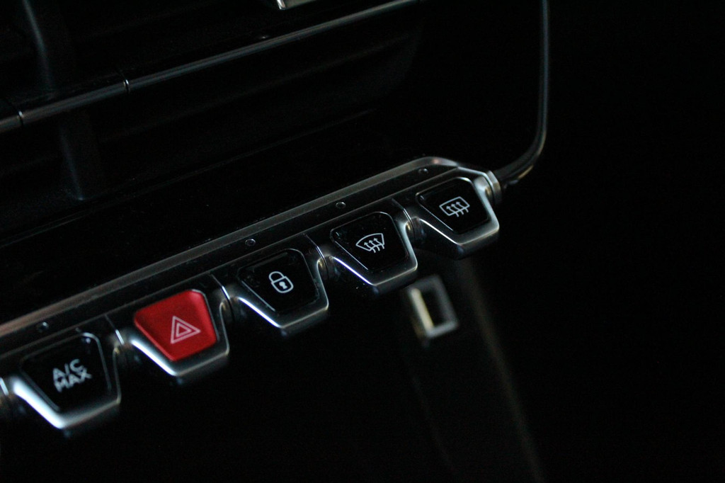 Peugeot 2008 (K167PG) met abonnement