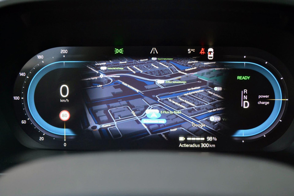 Volvo XC40 (J113ZG) met abonnement