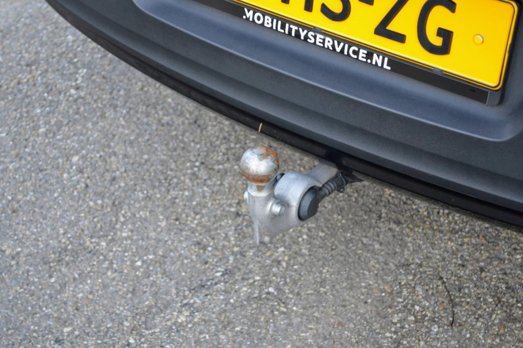 Volvo XC40 (J113ZG) met abonnement