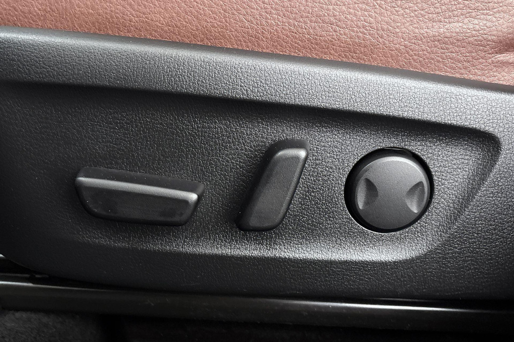 Mazda MX-30 (K061BD) met abonnement