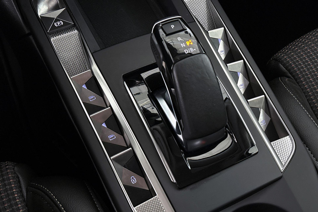 DS DS 3 (GHF35J) met abonnement