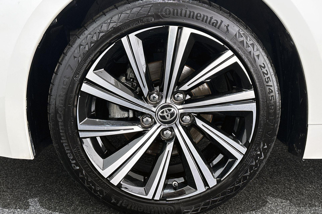 Toyota Corolla Touring Sports (N080BV) met abonnement