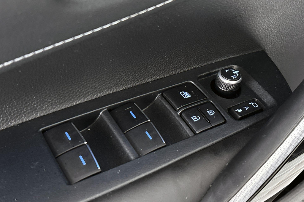 Toyota Corolla Touring Sports (N080BV) met abonnement