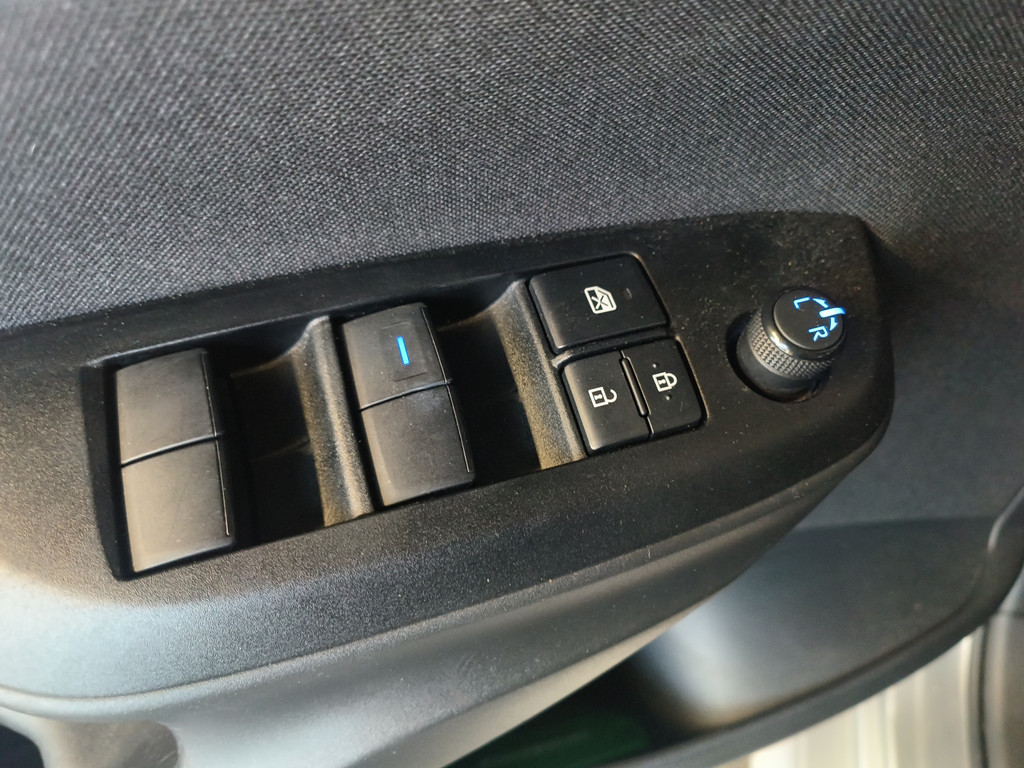 Mazda 2 (JTZ27T) met abonnement