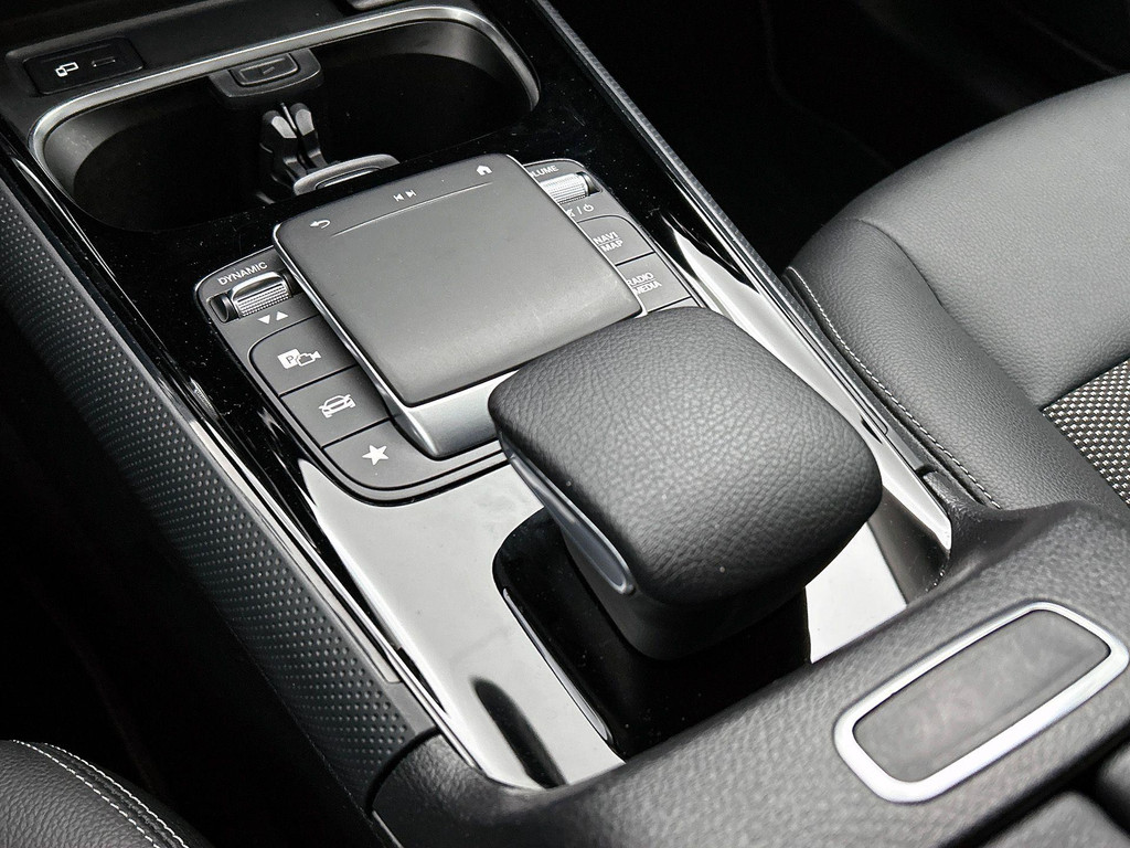 Mercedes-Benz B-Klasse (JVD14P) met abonnement