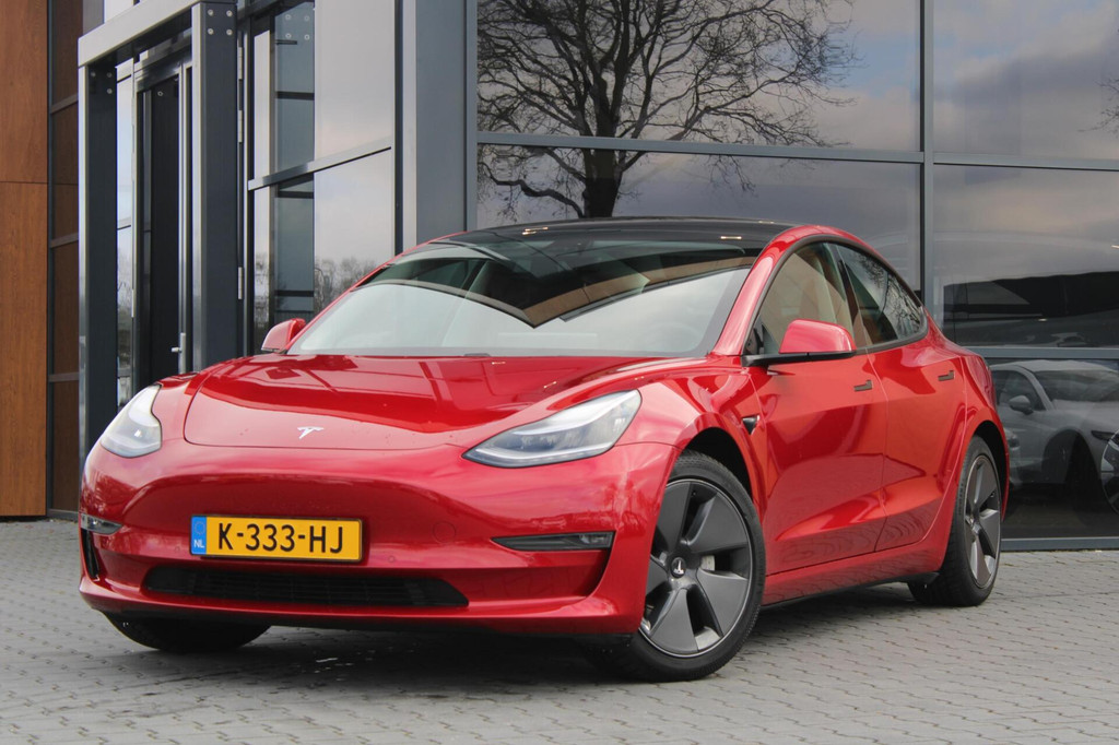 Tesla Model 3 AWD (K333HJ) met abonnement